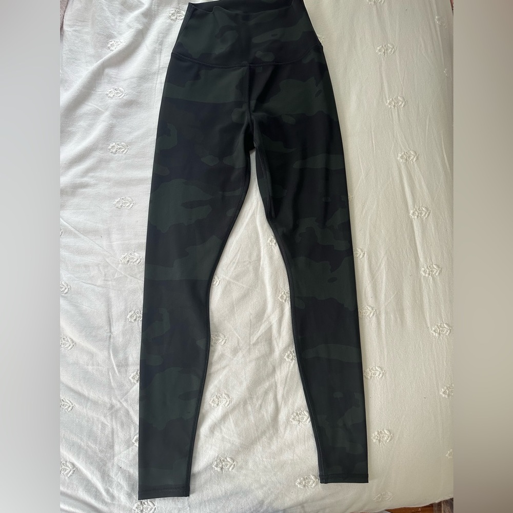 Alo high waist camo leggings